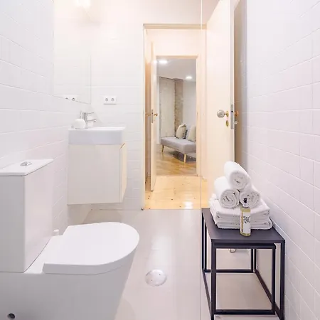 Charming Studio, Ideal For Smaller Groups * פורטו