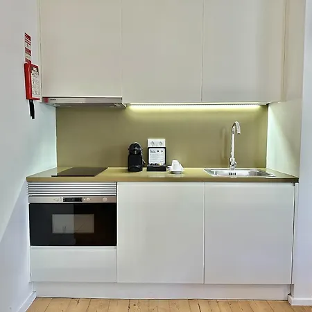 Charming Studio, Ideal For Smaller Groups Porto