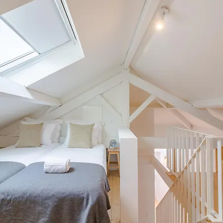 Charming Studio, Ideal For Smaller Groups Porto