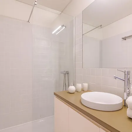 Charming Studio, Ideal For Smaller Groups Appartamento