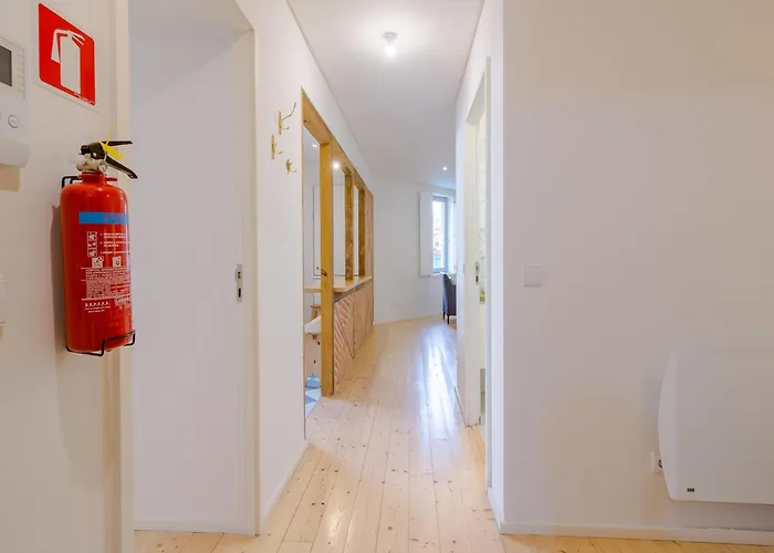 Charming Studio, Ideal For Smaller Groups 波尔图