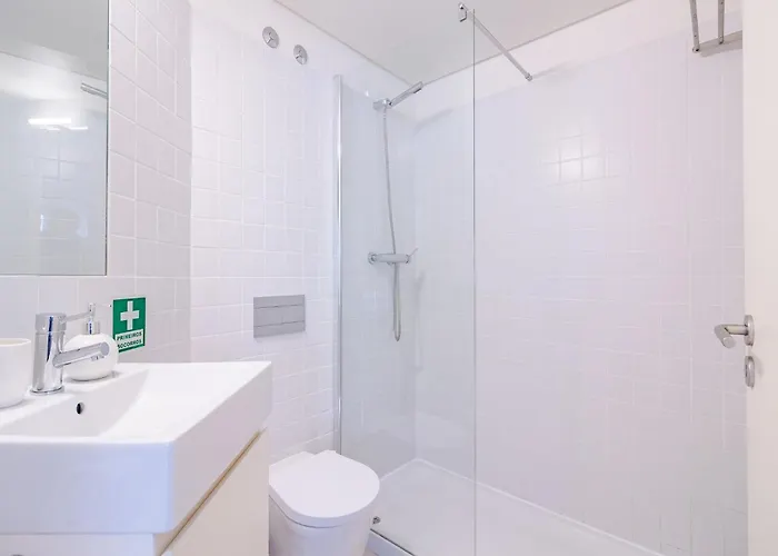 Charming Studio, Ideal For Smaller Groups *