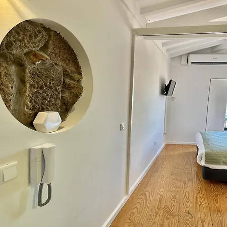 Charming Studio, Ideal For Smaller Groups דירה *