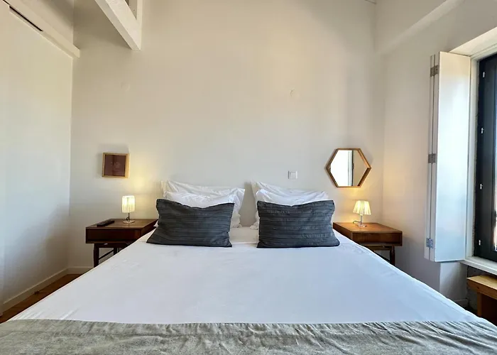 Apartamento Charming Studio, Ideal For Smaller Groups Oporto